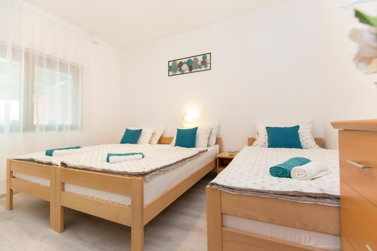 לאבין Studio Apartman Branka מראה חיצוני תמונה
