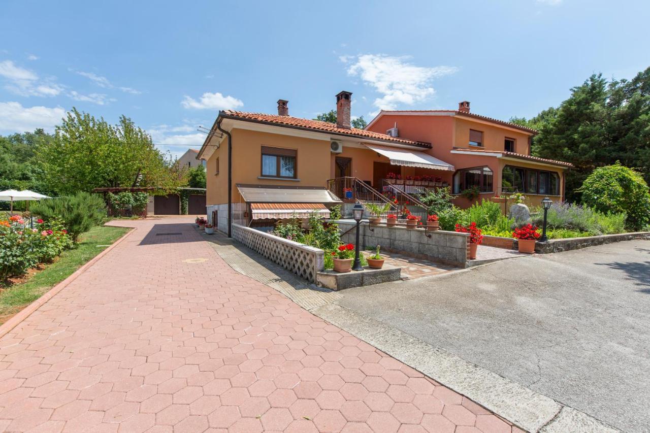 לאבין Studio Apartman Branka מראה חיצוני תמונה